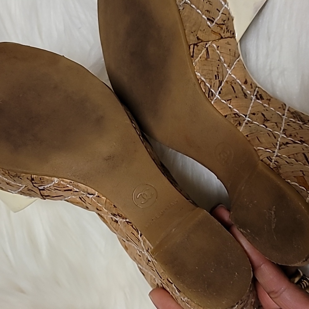 Used Chanel Shoes In Beige Color - Picture 4 of 6